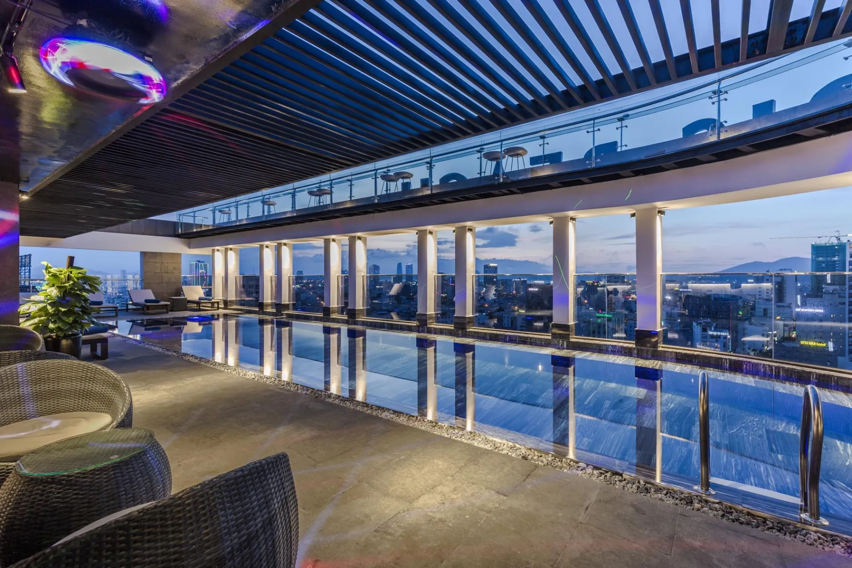 SMB-Swimming-Pool