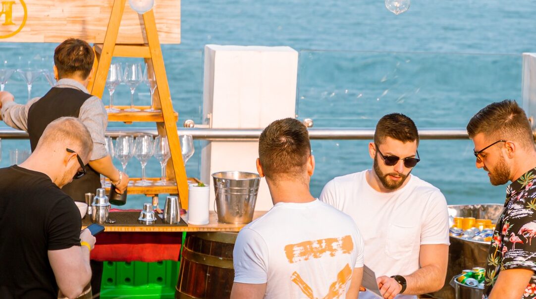 bar