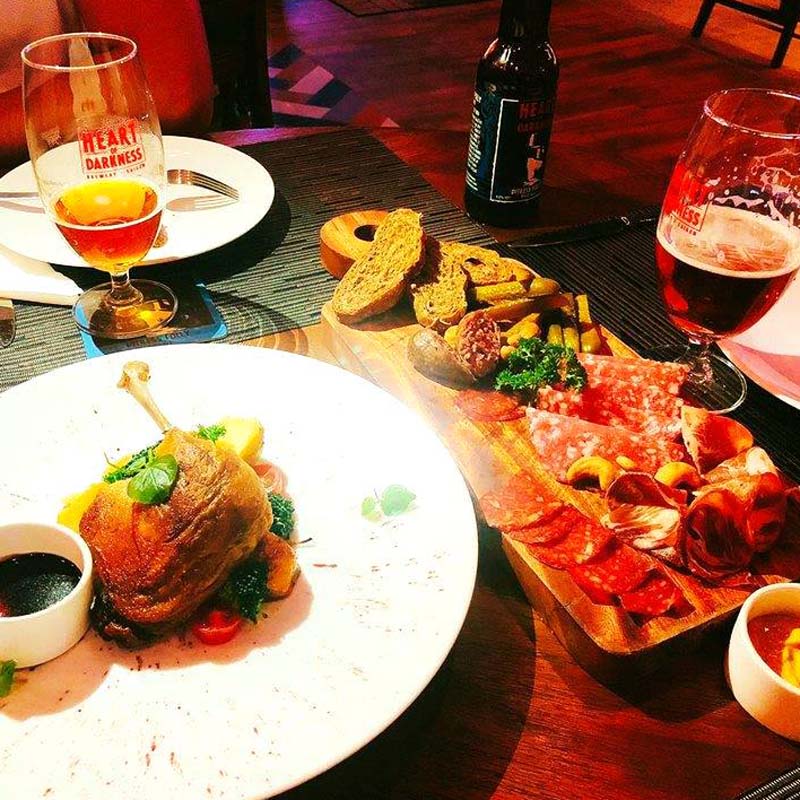 Dom - The Wine Bistro様